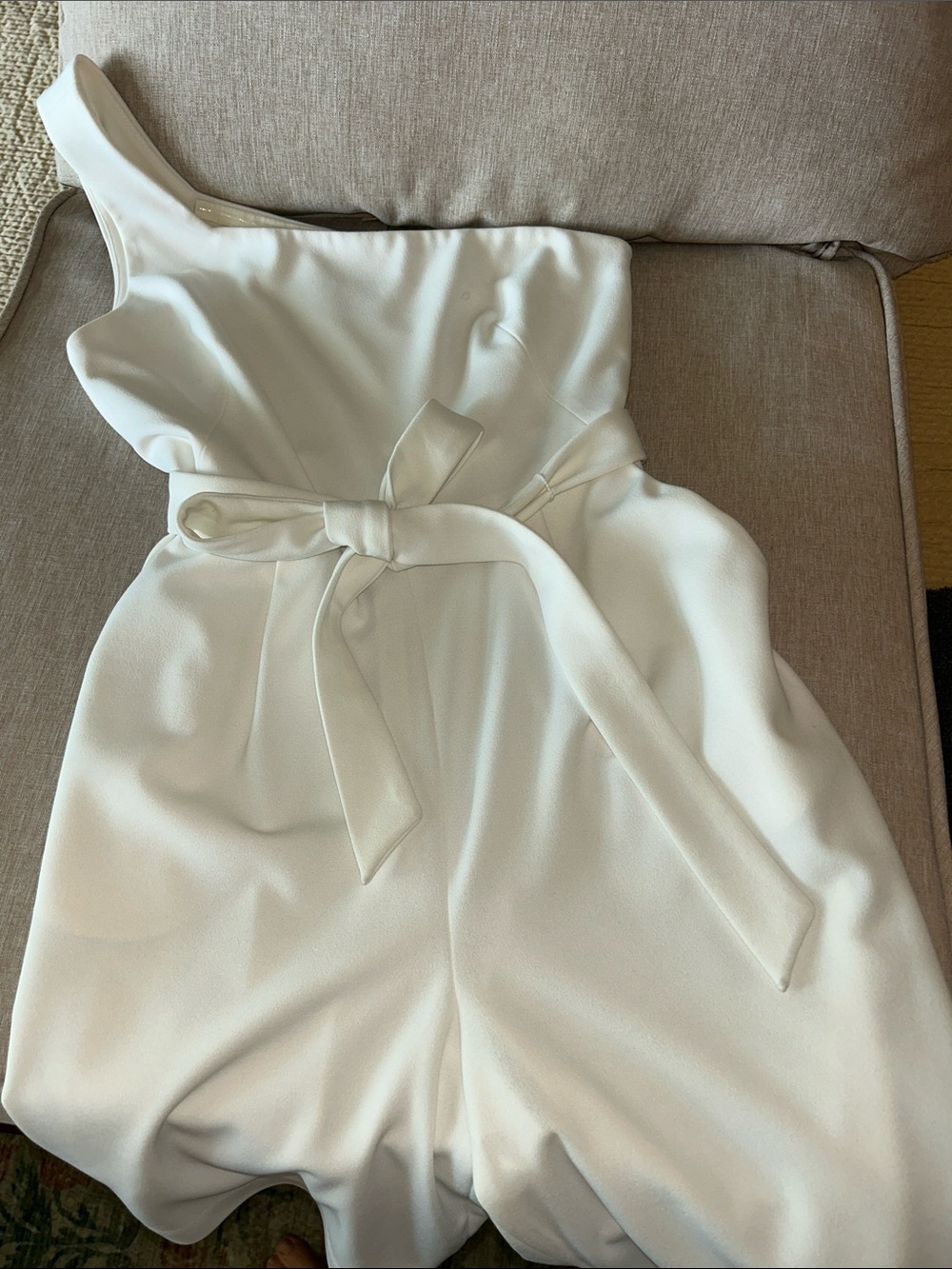 Calvin Klein White One-Shoulder High-Waist Tie-Belt Shorts - Picture 10 of 10